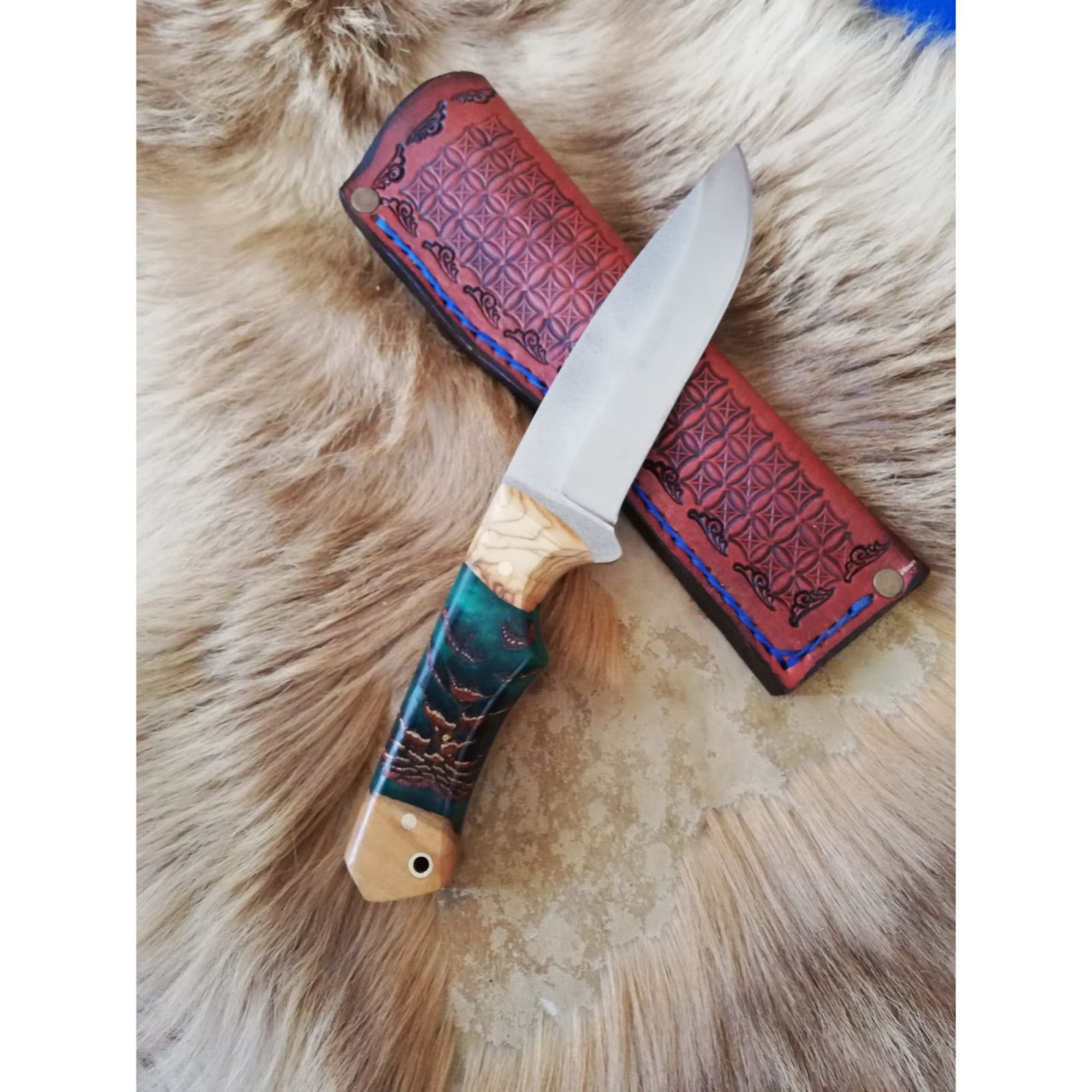 Handmade Knife Epoxy and Padauk Wood Handle